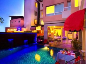 Home Suites Hotel