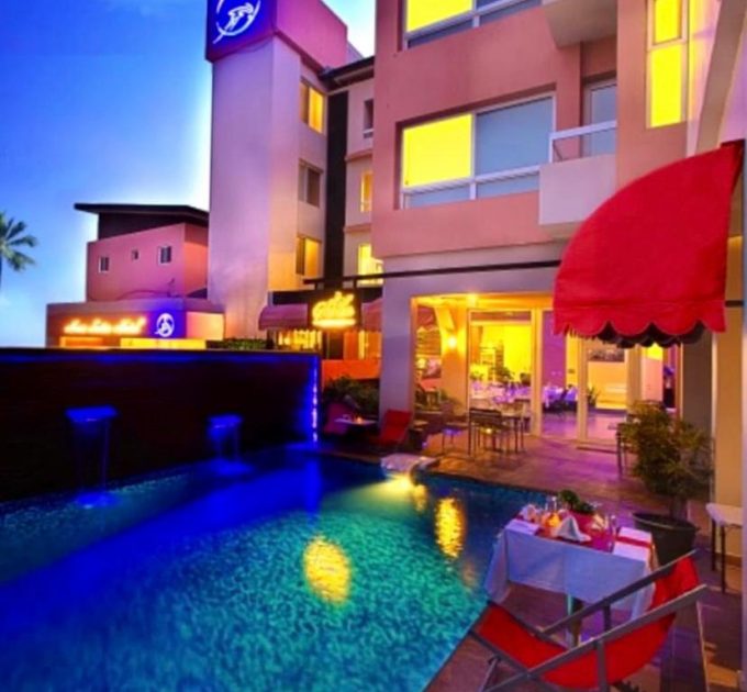 Home Suites Hotel